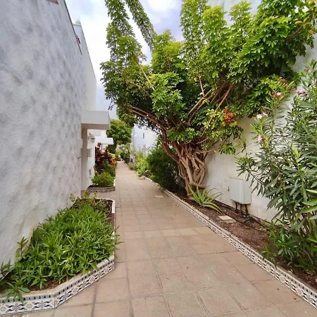 Bungalo Santa Ana בית נופש