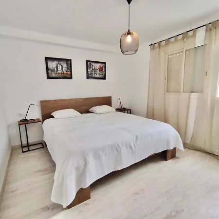 Bungalo Santa Ana