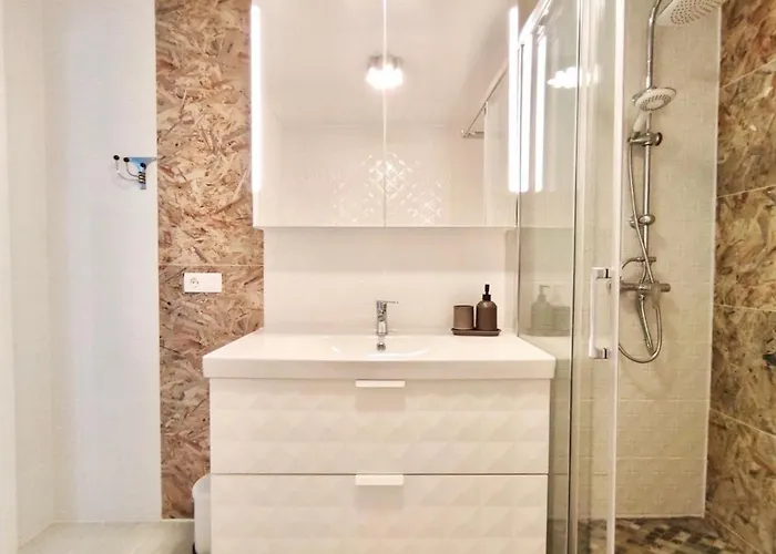 Santa Ana Nyaraló *